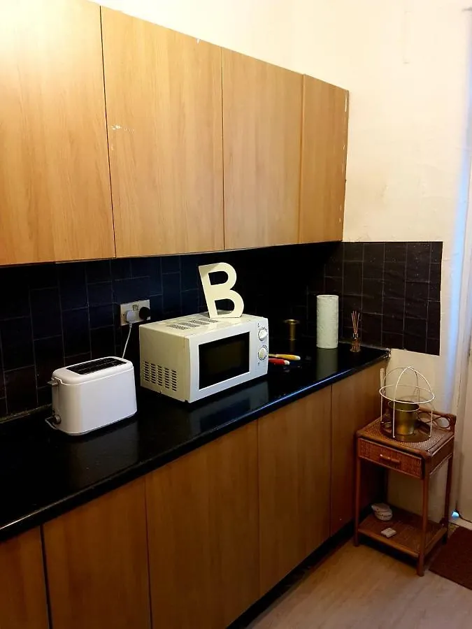 **  Budget House In Gants Hill Bed & Breakfast Ilford United Kingdom